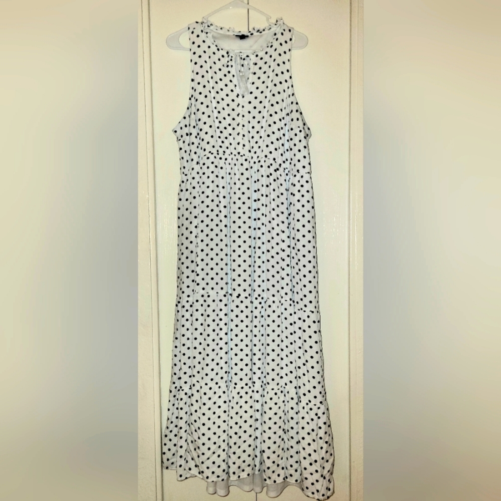 Torrid Black & White Polka Dot Dress - Picture 7 of 8